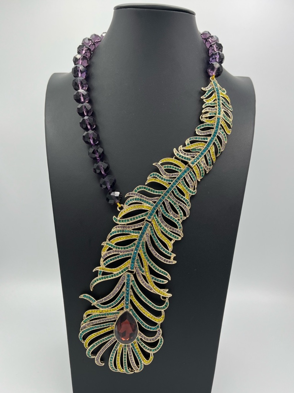 Heidi Daus Pretty As A Peacock Amethyst Crystal Feather Statement Necklace NWOT